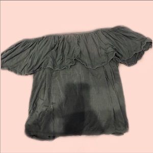 Off the shoulder top AE